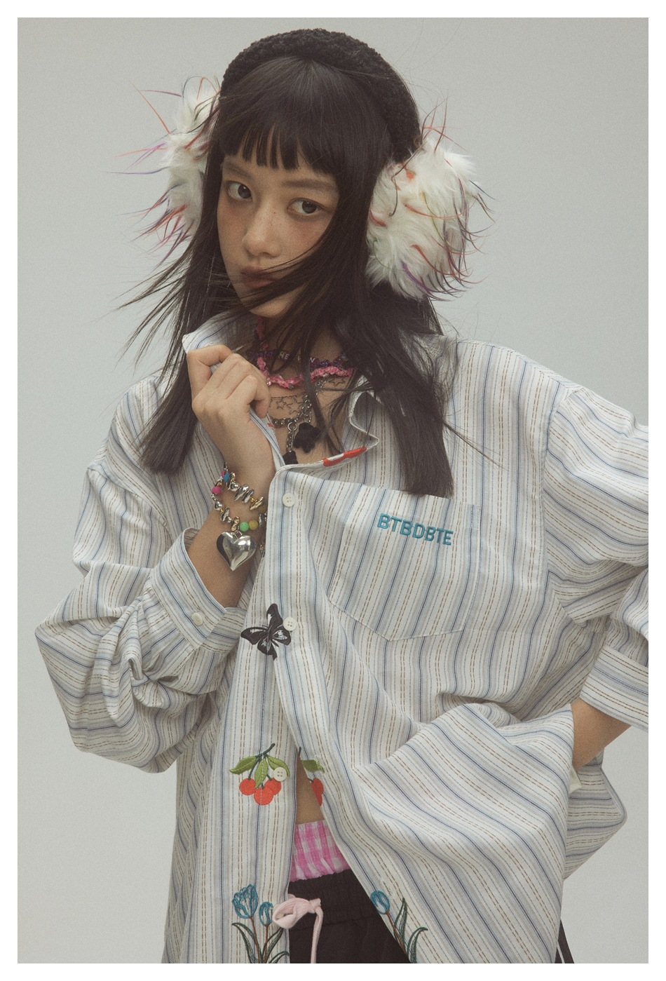 EMBROIDERED STRIPE SHIRT(エンブロイダードストライプシャツ)