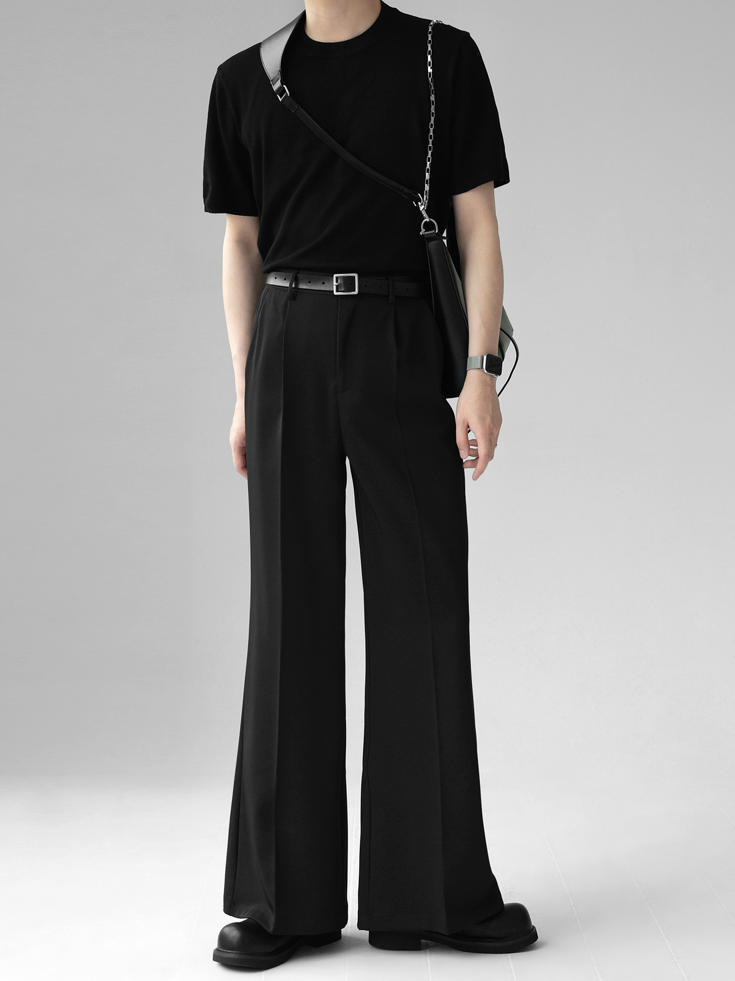 WIDE LEG BLACK SLACKS(ワイドレッグ ブラックスラックス)|メンズ