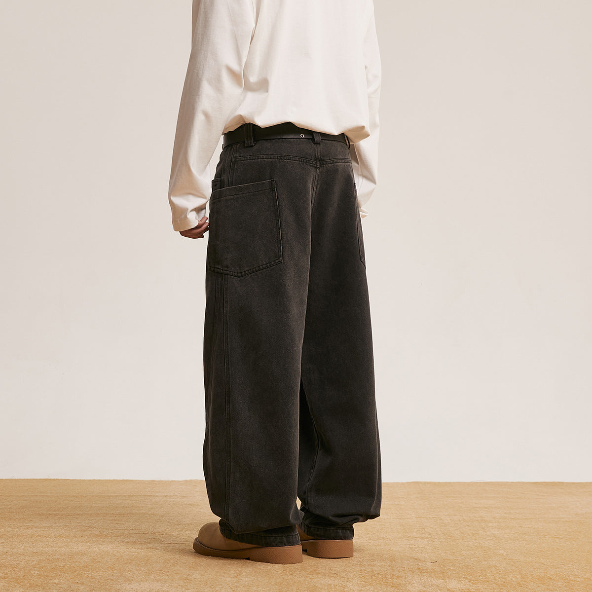 K369 WIDE STRAIGHT DENIM(ワイドストレートデニム)