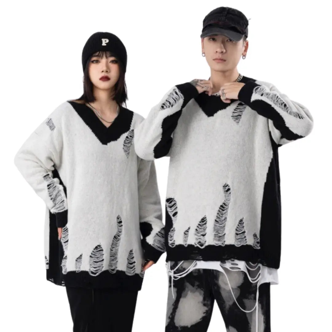 VINTAGE DAMAGE V-NECK KNIT SWEATER