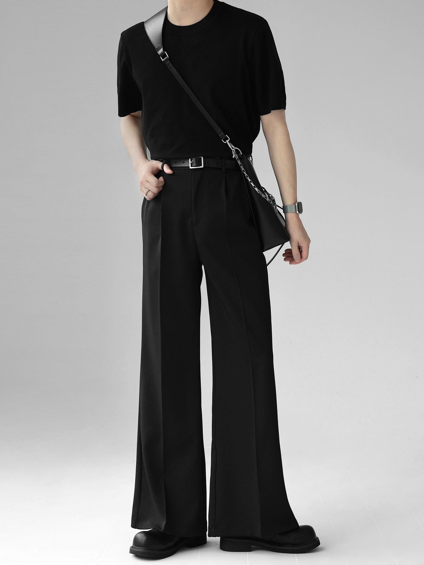 WIDE LEG BLACK SLACKS（ワイドレッグ ブラックスラックス）｜メンズ