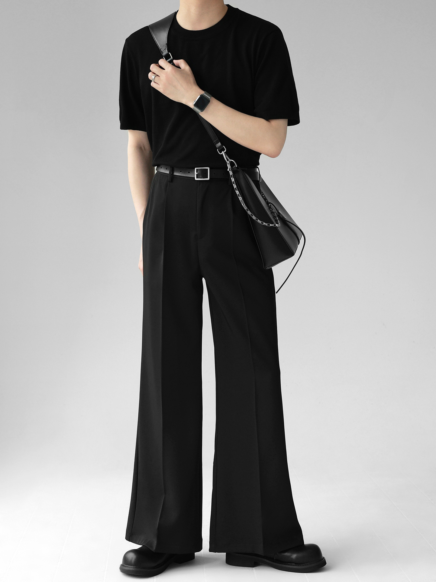 WIDE LEG BLACK SLACKS（ワイドレッグ ブラックスラックス）｜メンズ