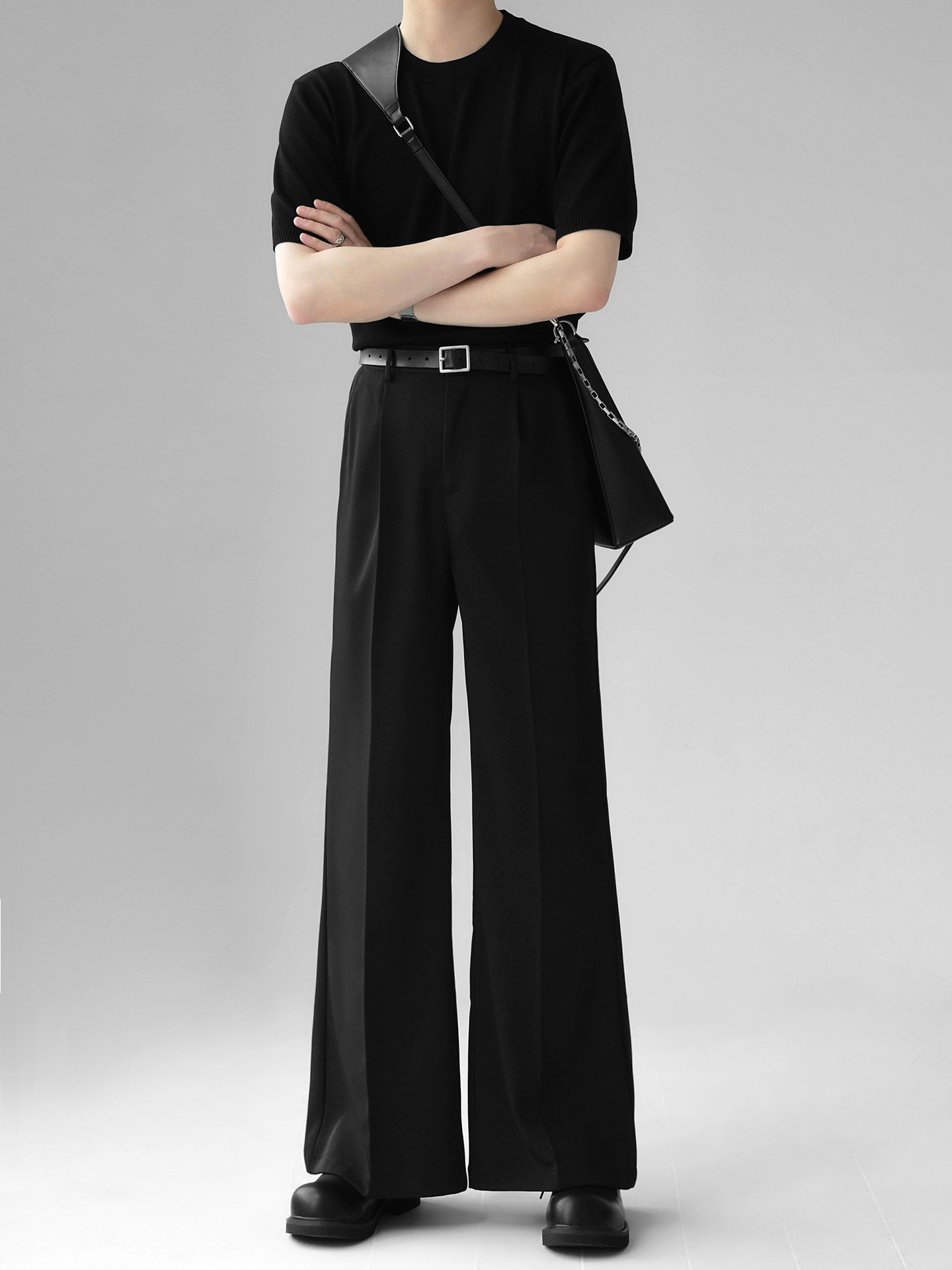 WIDE LEG BLACK SLACKS（ワイドレッグ ブラックスラックス）｜メンズ