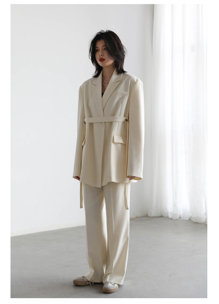 PLEATED HEM STAND COLLAR SET（裾プリーツ スタンドカラー ジャケット&パンツ）｜レディース Mira Gemini