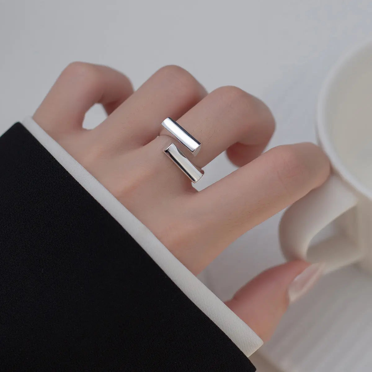 SQUARE SILVER RING Mira Gemini