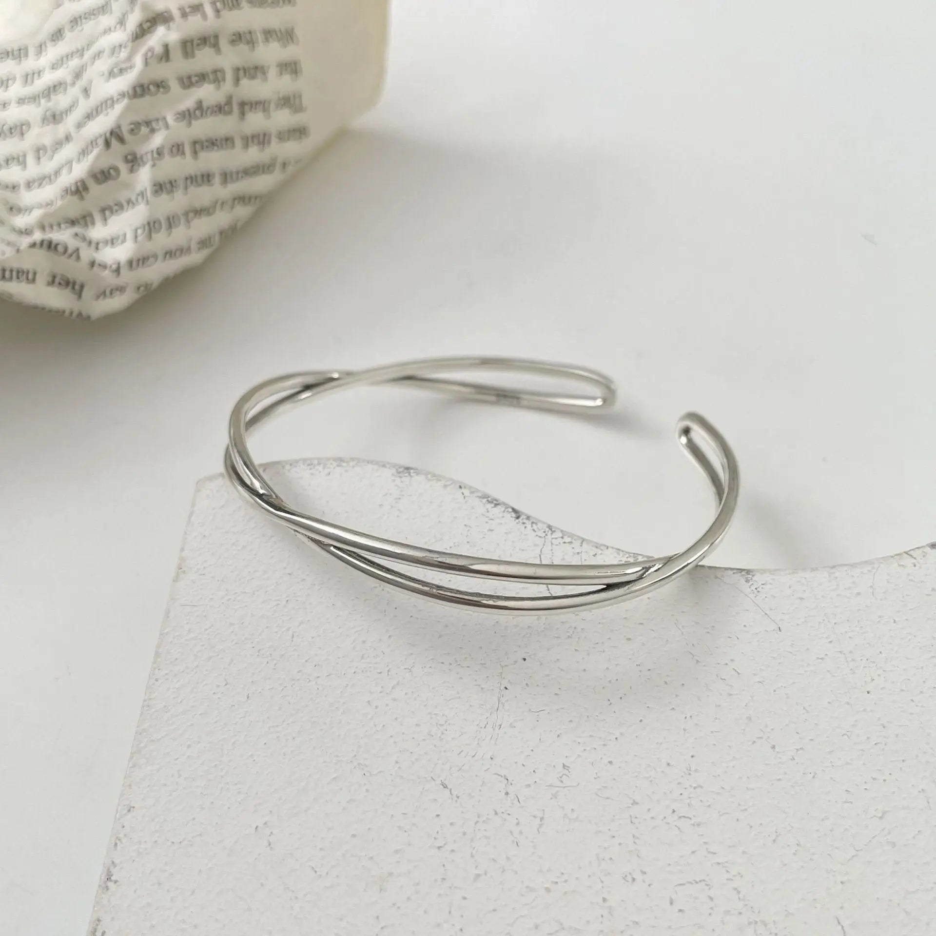 VINTAGE TEXTURE SILVER BANGLE Mira Gemini