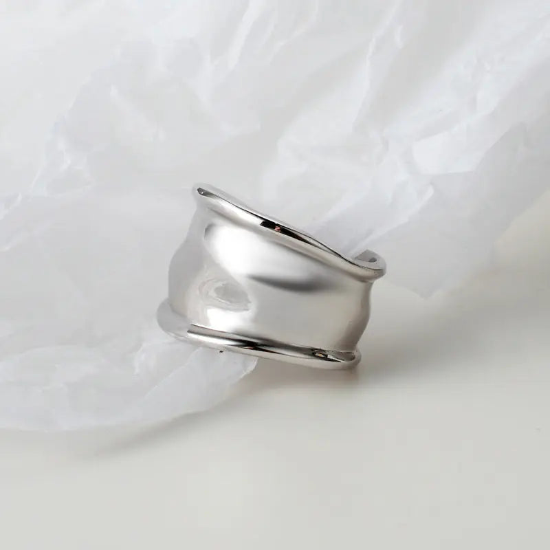 BOLD OPEN RING Mira Gemini