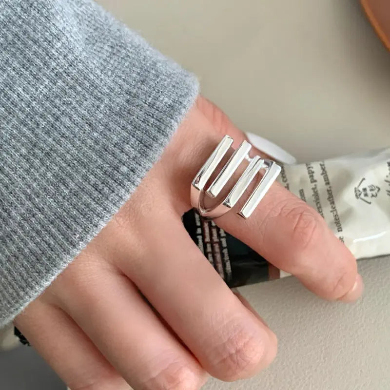 GEOMETRIC SILVER RING Mira Gemini