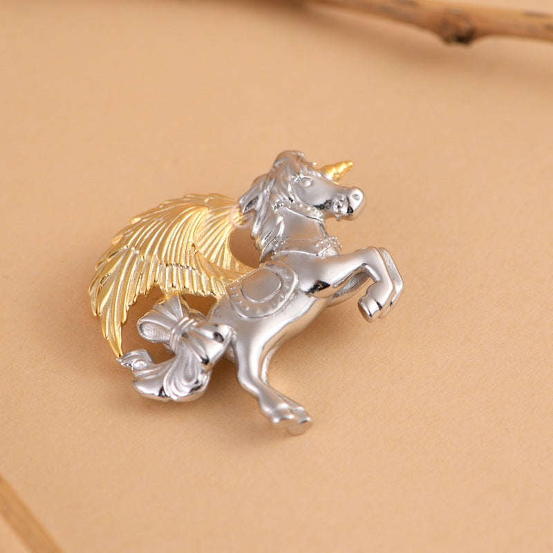 SILVER UNICORN PENDANT（シルバーユニコーンペンダント）