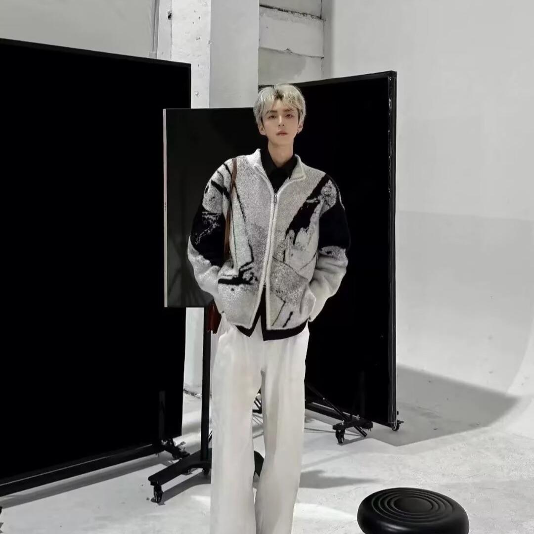 GRAPHIC STAND CARDIGAN（グラフィックスタンドカーディガン）