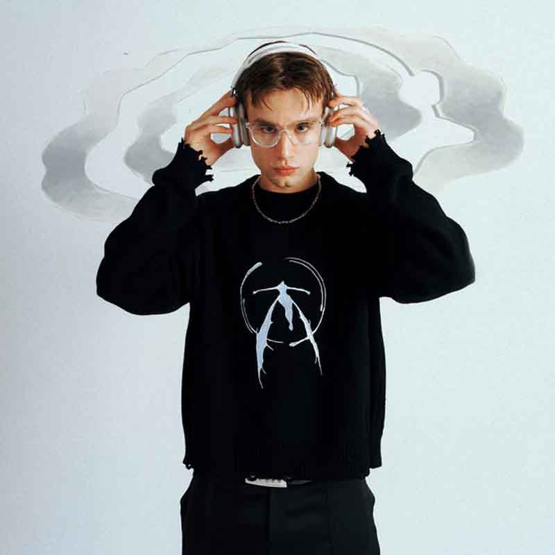 GRAPHIC SYMBOL SWEATER（グラフィックシンボルセーター）