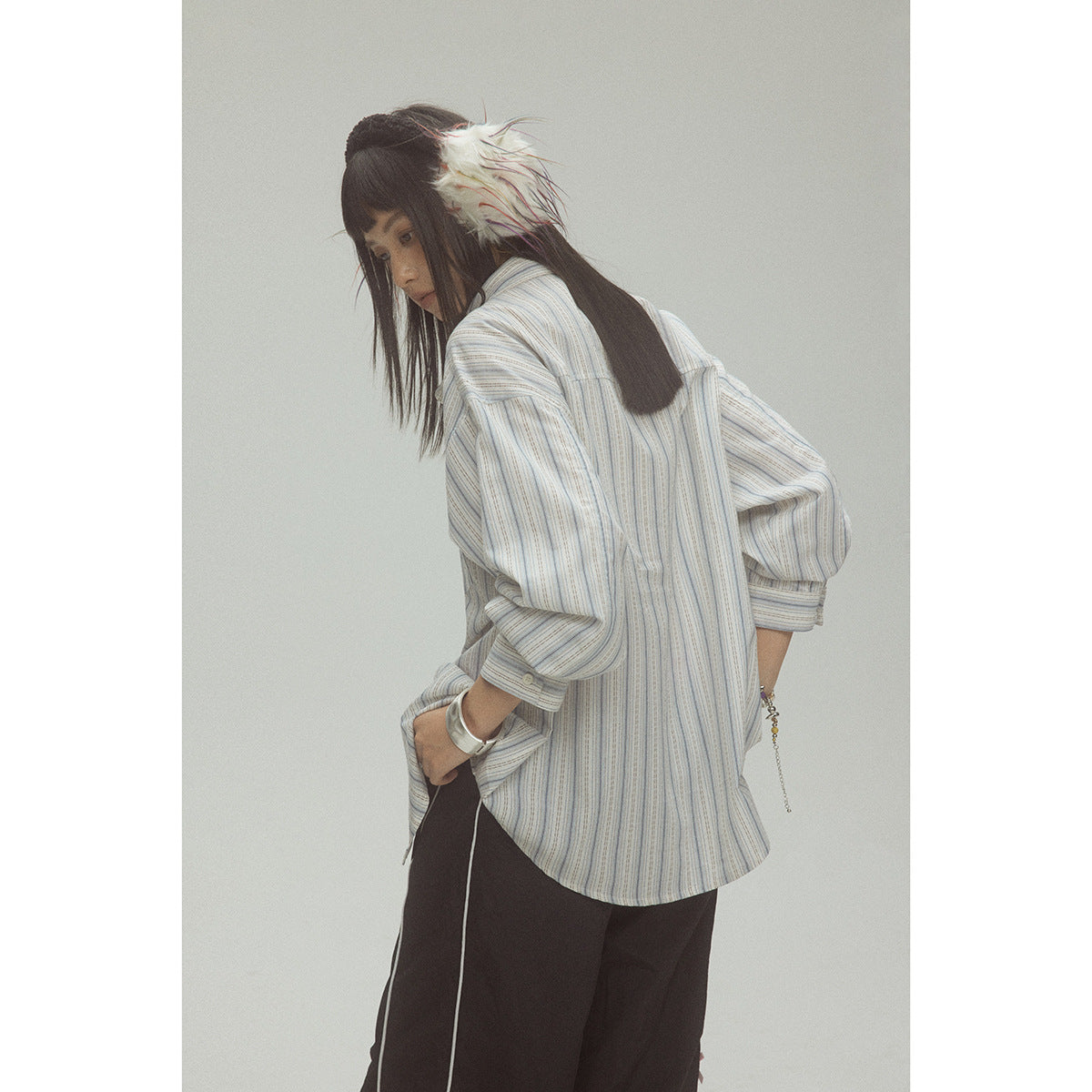 EMBROIDERED STRIPE SHIRT（エンブロイダードストライプシャツ）
