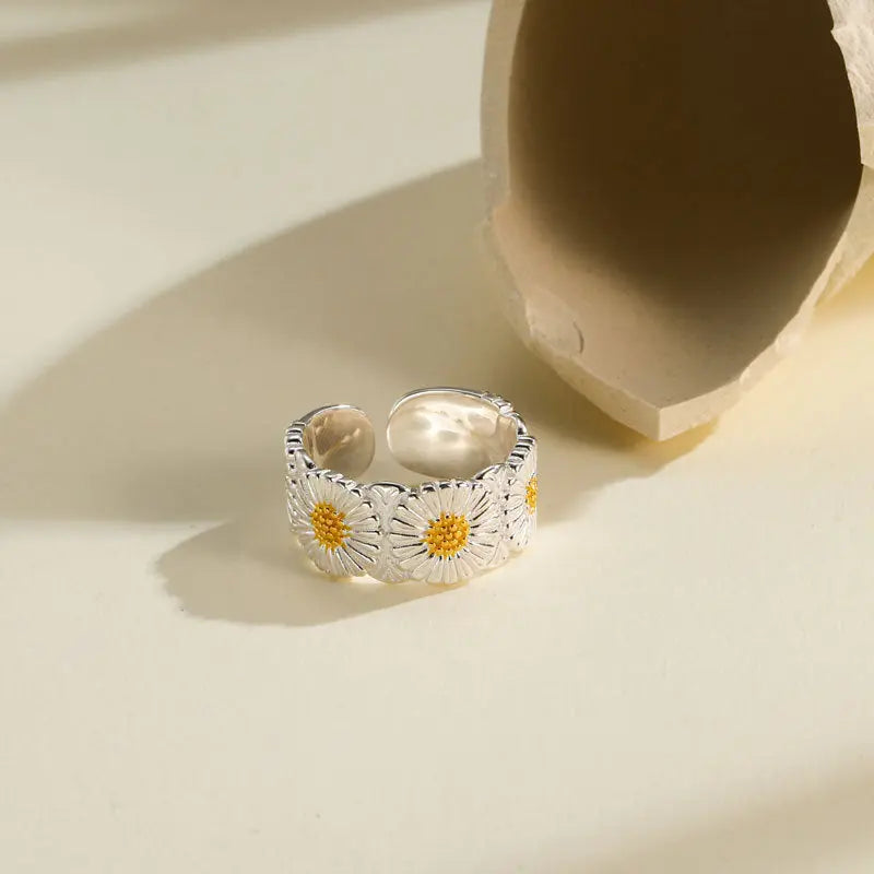 DAISY SILVER RING Mira Gemini