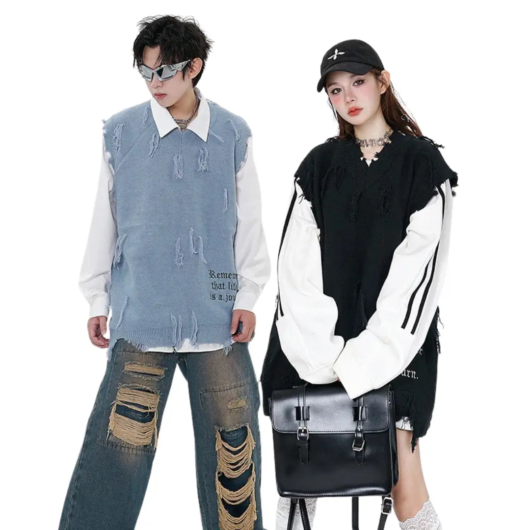 DISTRESSED OVERSIZED KNIT VEST
